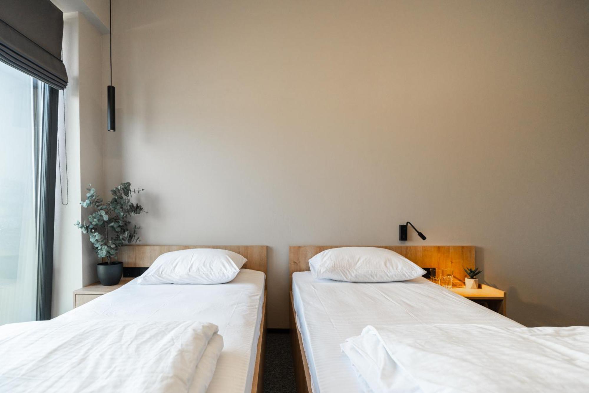 Hotel Miramar Smart Room Kovel' Exterior photo